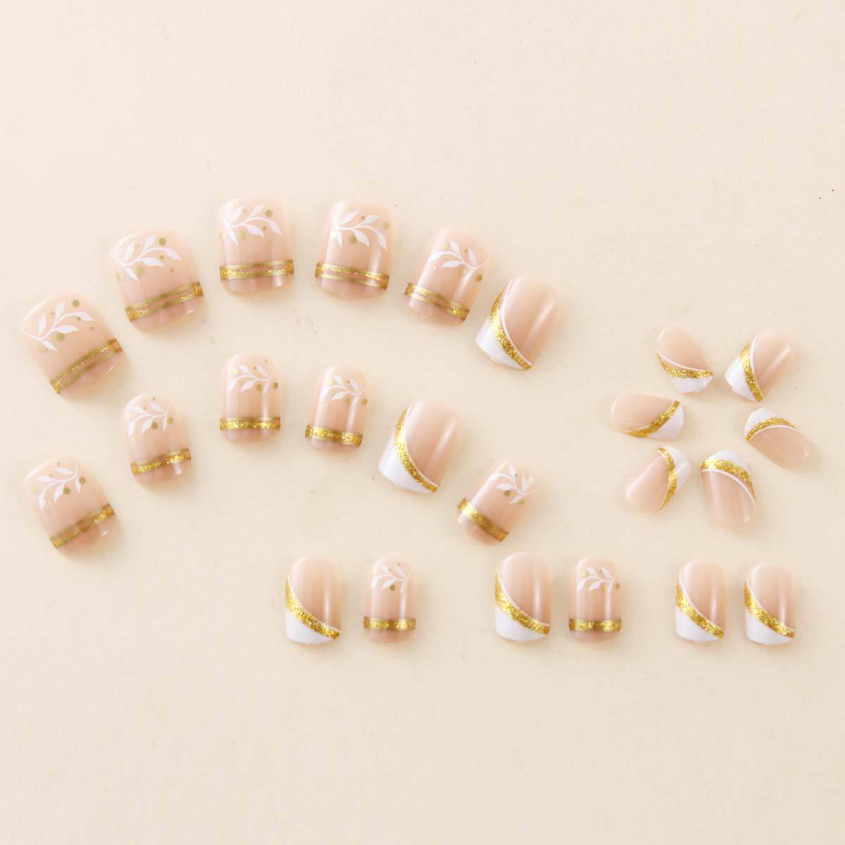 Short Medium fake nails for wo - Nail Art Glitter 评论和价格